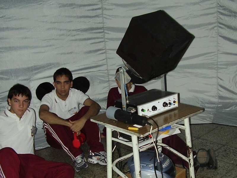 juanmanuelnahuelyguidoenelplanetariomvil2005.jpg